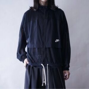 Nike Zip Up Cropped Mesh Lightweight Sporty City Windbreaker Jacket Black L